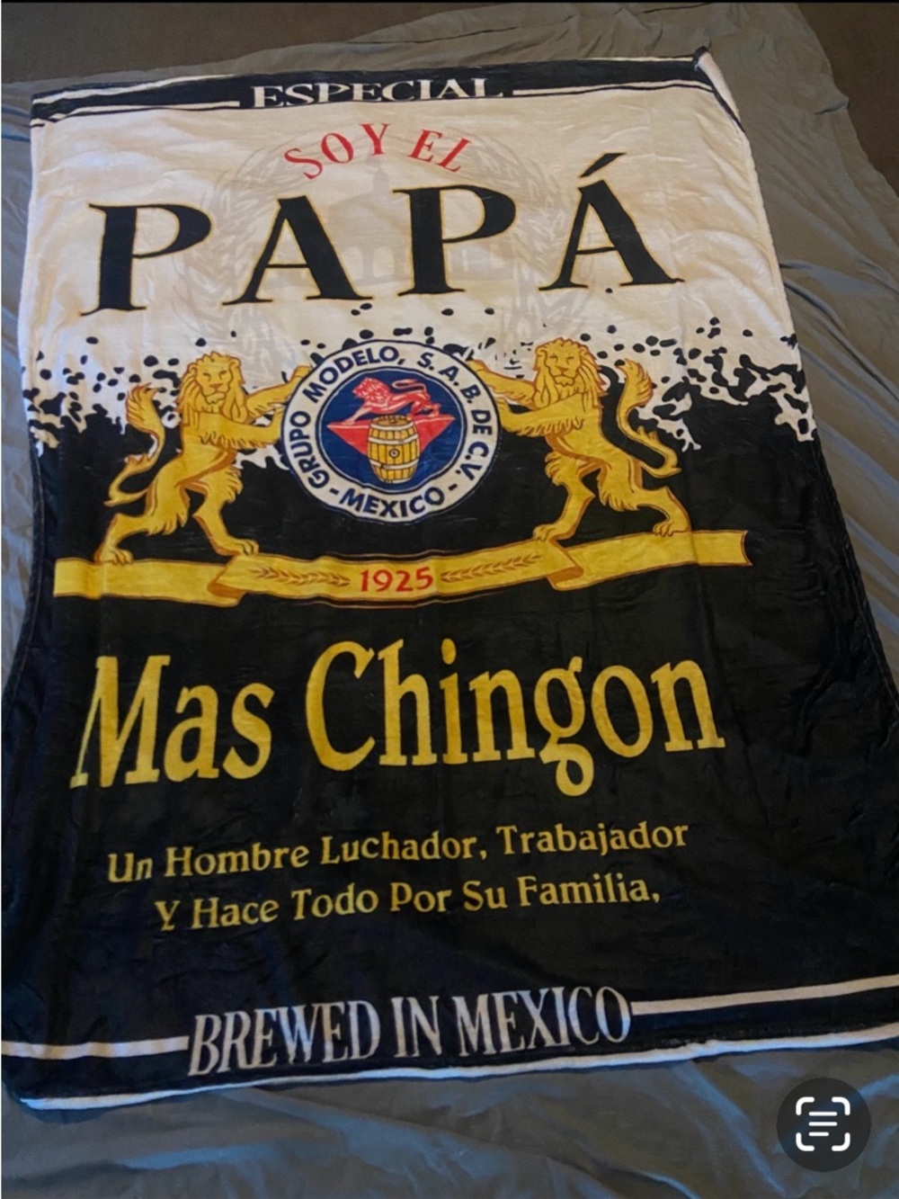 Soy El Papá Mas Chingon Blanket - Modelo Emblem